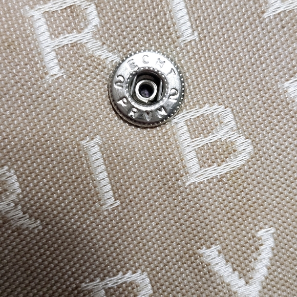 BVLGARI Logomania Bifold Wallet Authentic - Picture 9 of 16